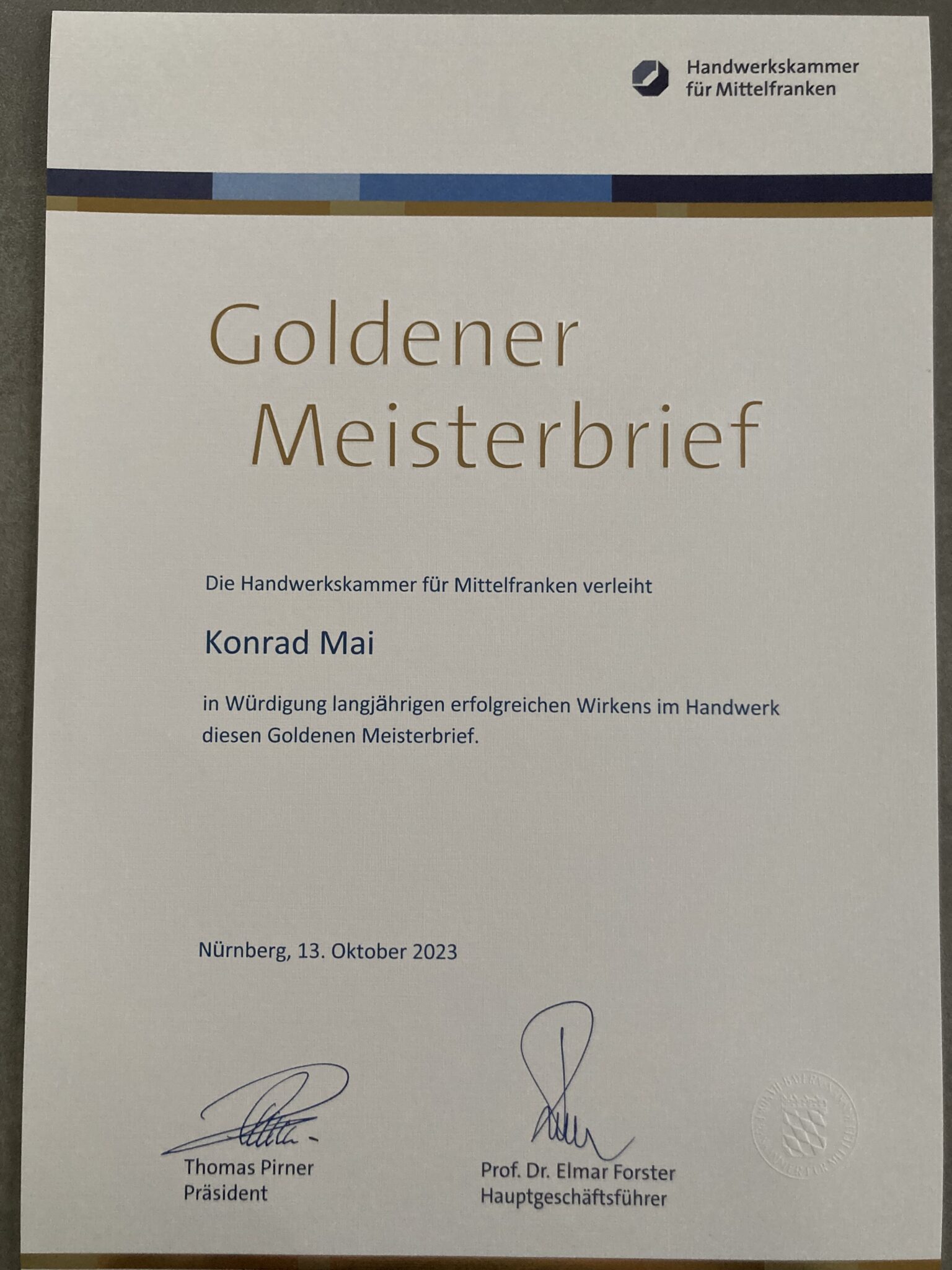 Goldener Meisterbrief F r Konrad Mai Bauunternehmen Mai Und goldener-meisterbrief-f-r-konrad-mai-bauunternehmen-mai-und